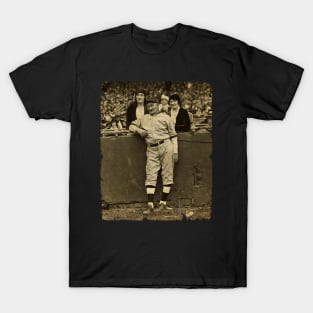 Honus Wagner in Pittsburgh Pirates T-Shirt